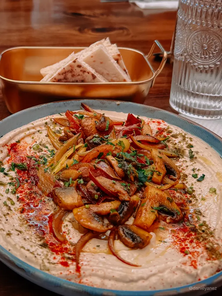 hummus de champiñones